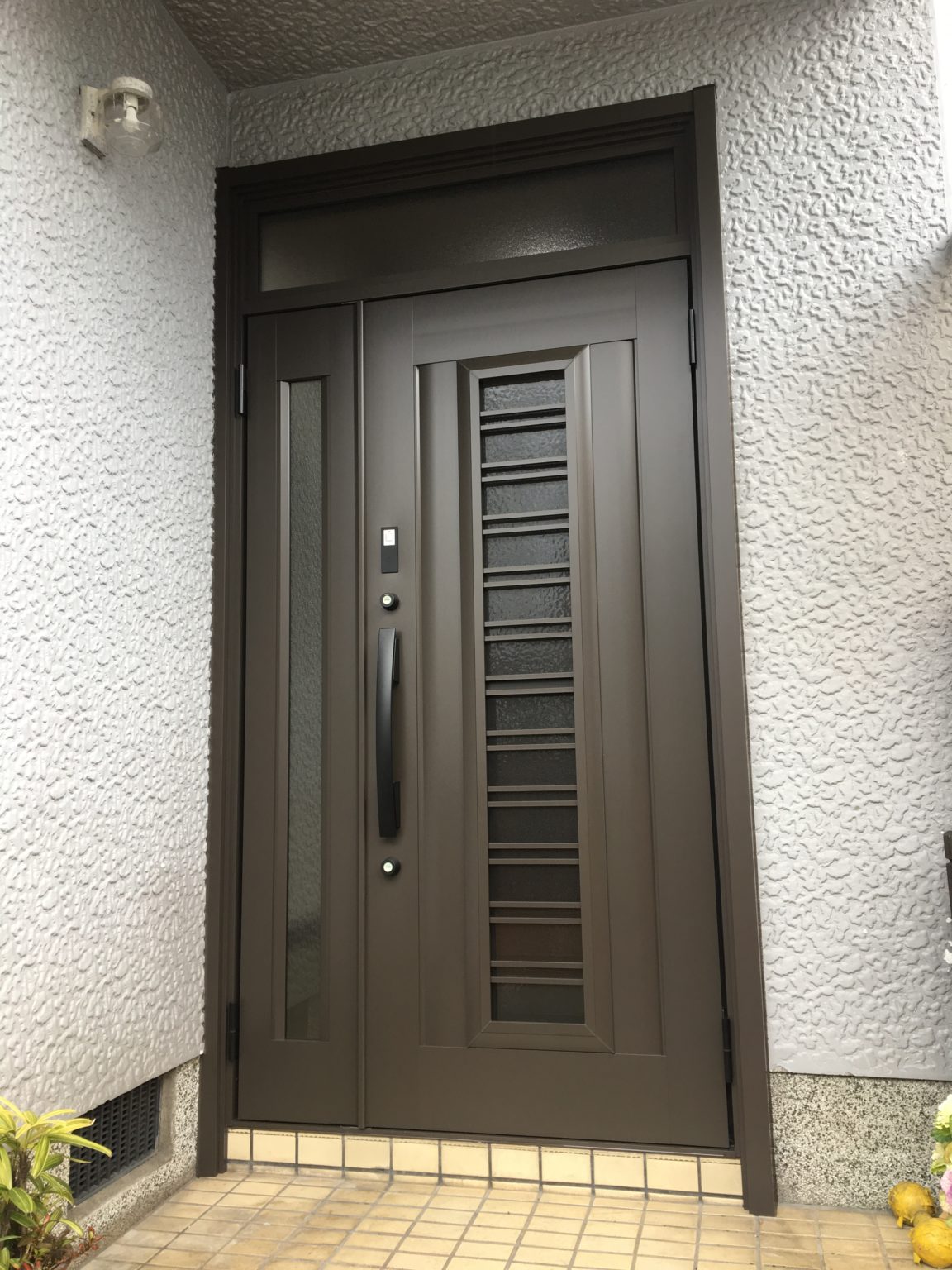 半日で 玄関ドア交換 株式会社中島工務店 堺市