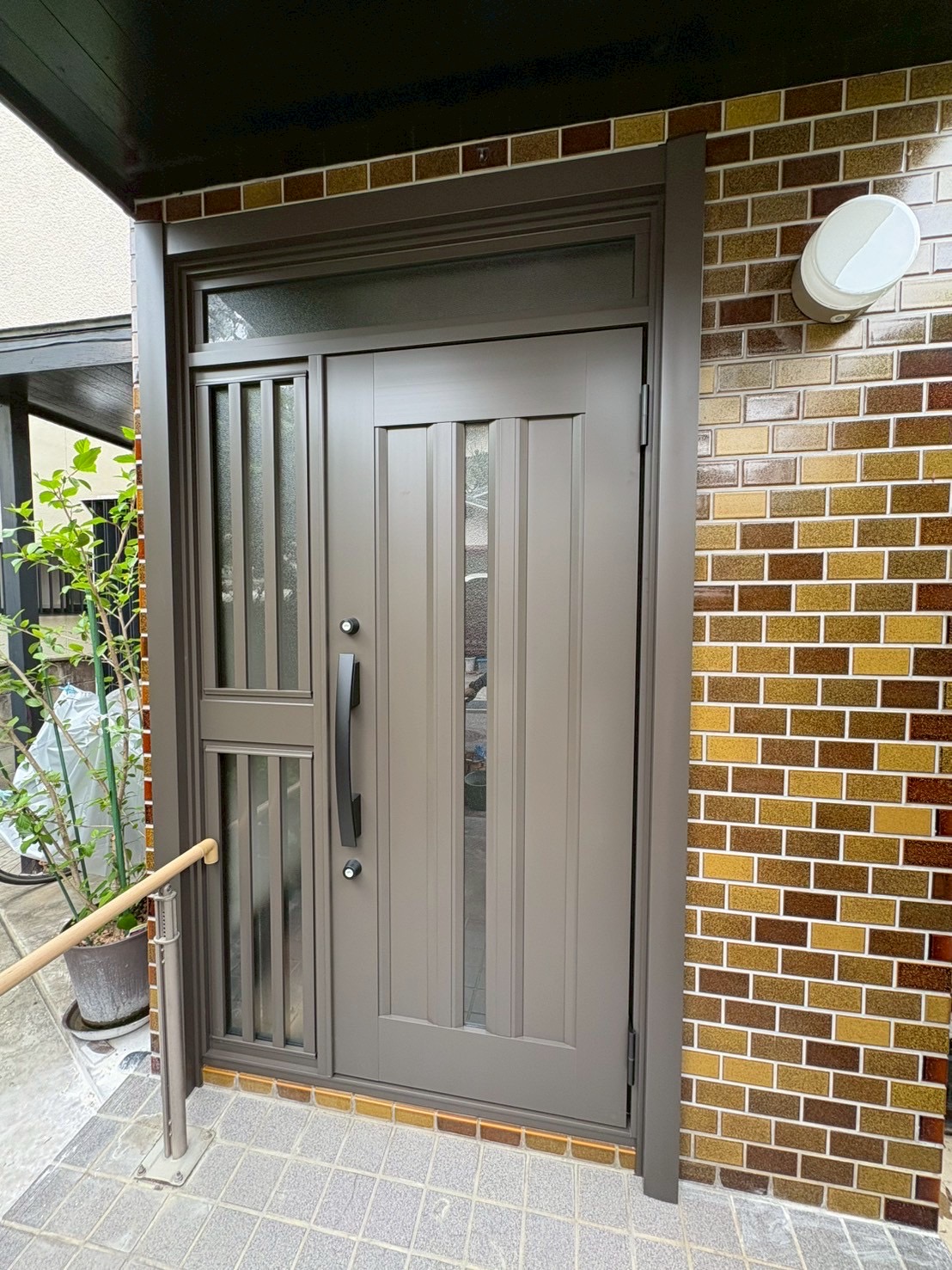玄関ドア交換工事（堺市東区K様邸） | 株式会社中島工務店｜堺市
